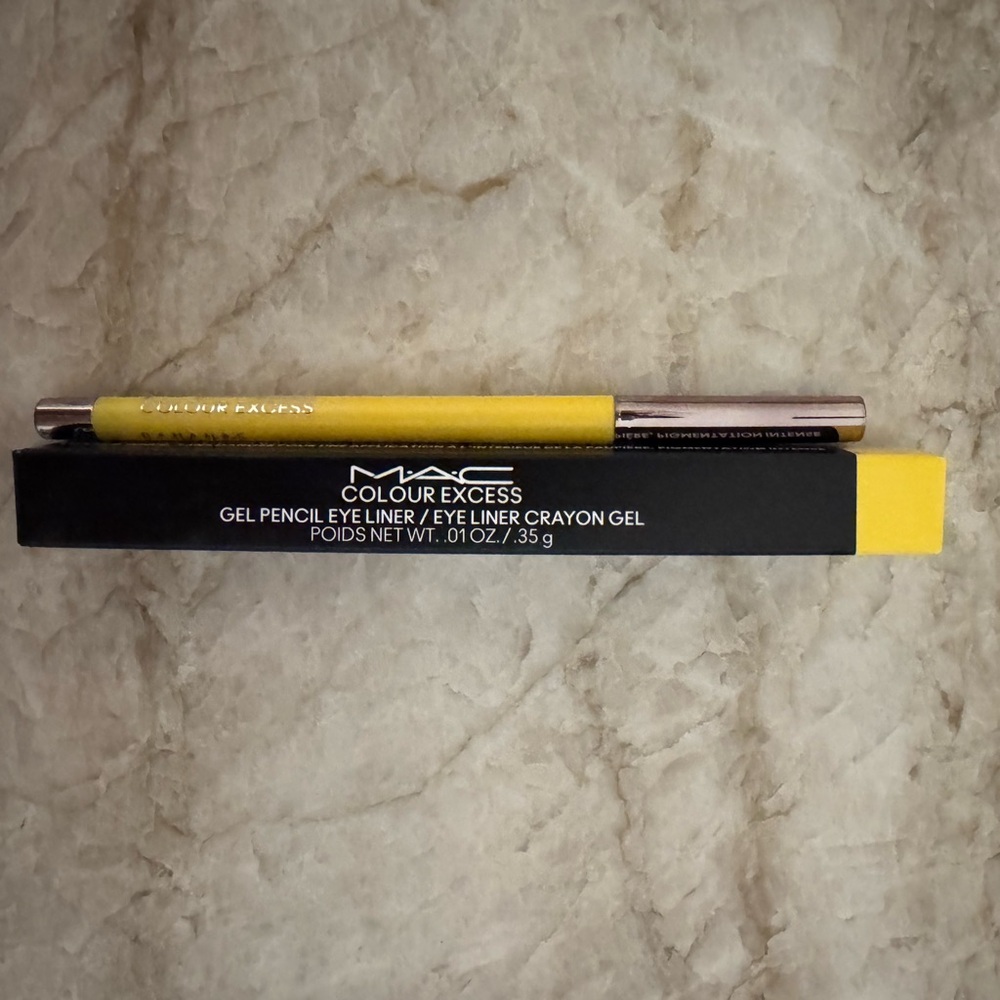 MAC Yellow Gel Pencil Eyeliner in shade         B-A-N-A-N-A-S NIB